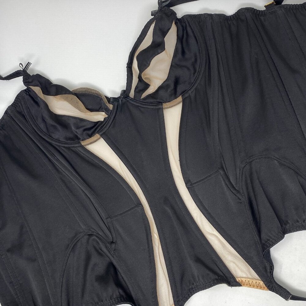 Agent Provocateur Evalyne Black Basque 32DD *NO SIZE TAG* - Picture 10 of 14